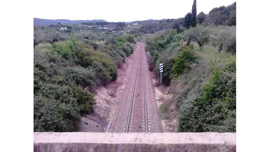 Foto 1 de Llegando a Segorbe, cruzando el ferrocarril