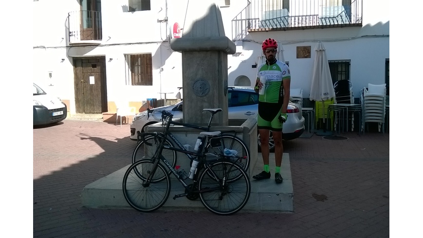 Foto 1 de Fuente en Pina de Montalgrao