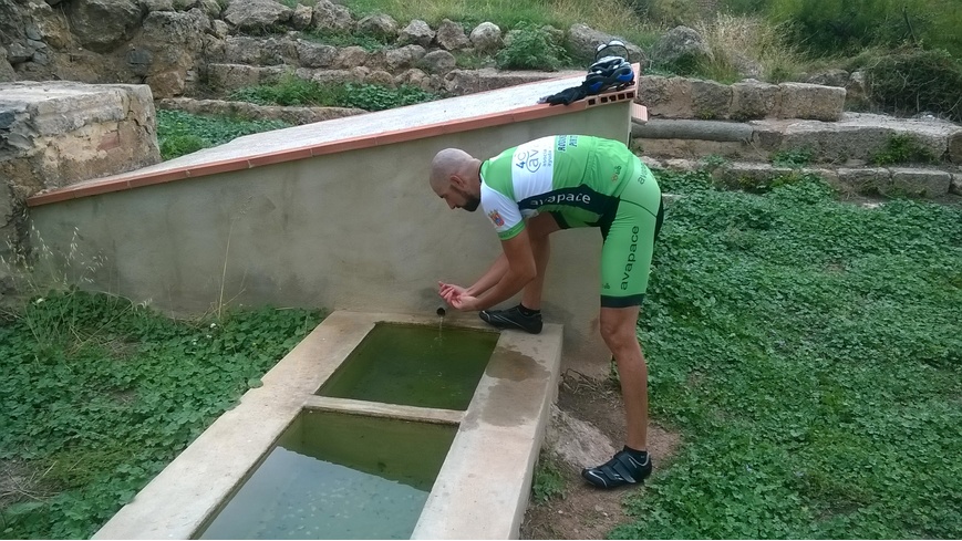 Foto 1 de Refrescándonos en el Abrevadero