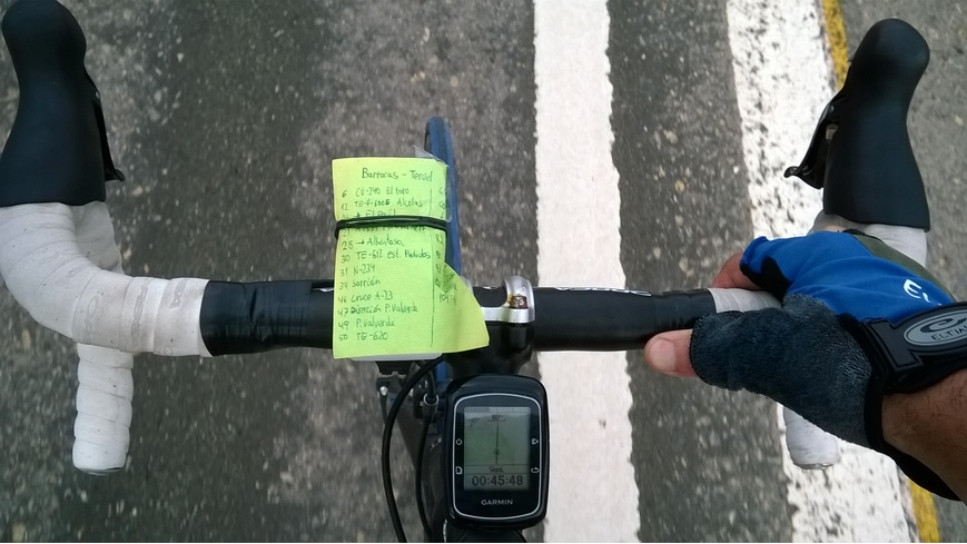 Foto 1 de Llegando a La Puebla de Valverde por la N-234