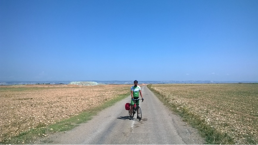 Foto 2 de Camino del Monte, Bárboles