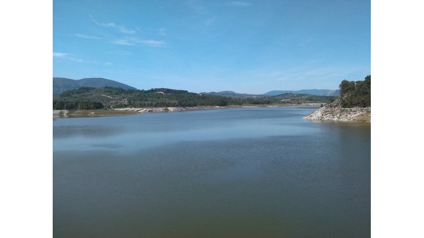 Foto 1 de Embalse de Beniarrés