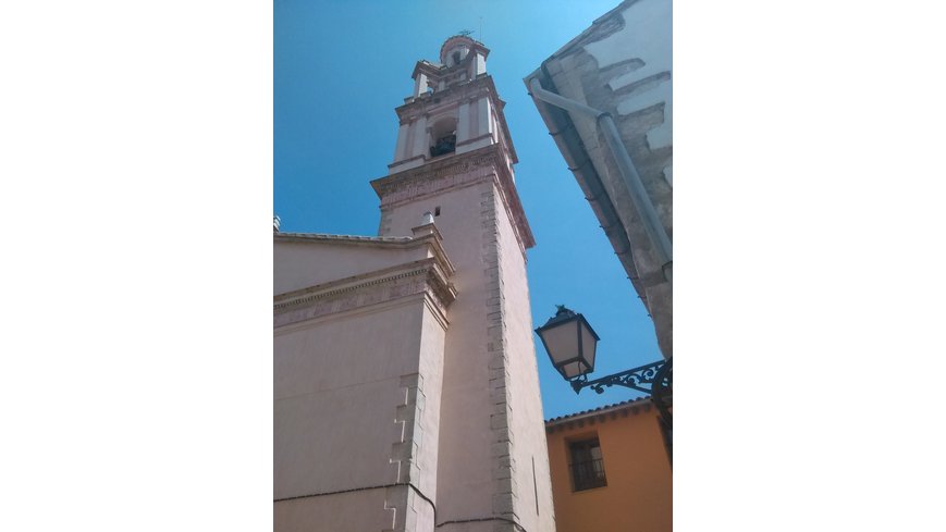 Foto 2 de Fuente e Iglesia de La Asunción, Alpatró