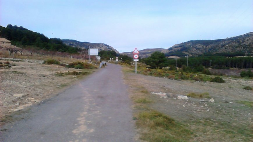 Foto 1 de Inicio del camino a Pina de Montalgrao