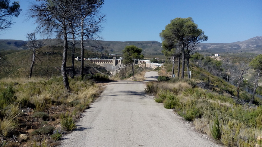 Foto 5 de Vista del embalse de Forata