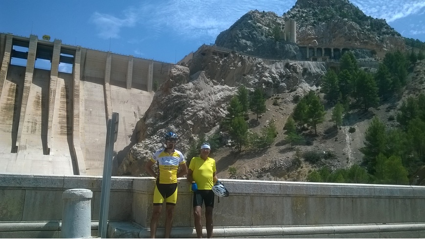 Foto 2 de Puente de Lucio del Valle