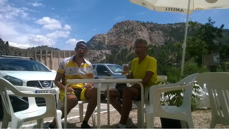 Foto 1 de Refrescándonos en la Venta de Contreras