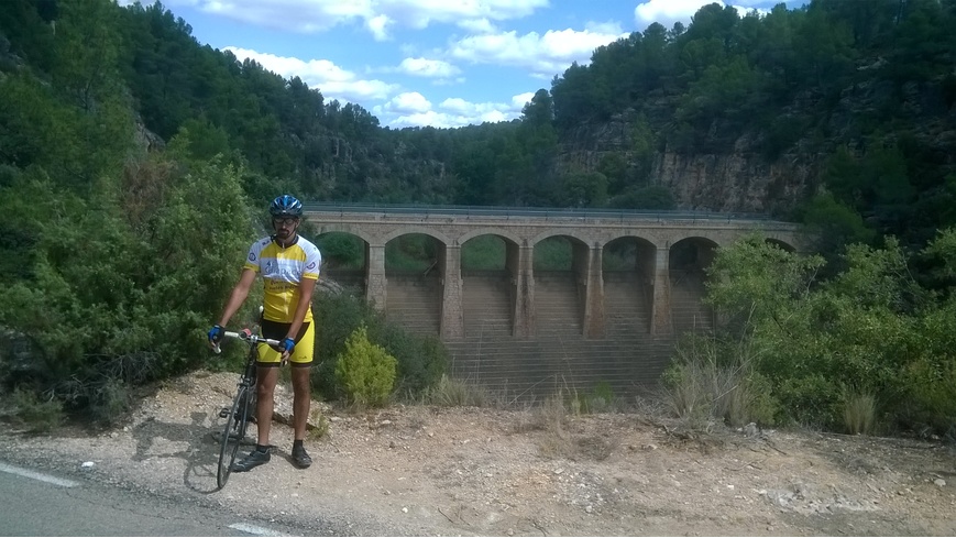 Foto 2 de Embalse del Batanejo