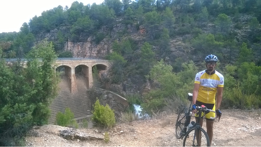 Foto 3 de Embalse del Batanejo