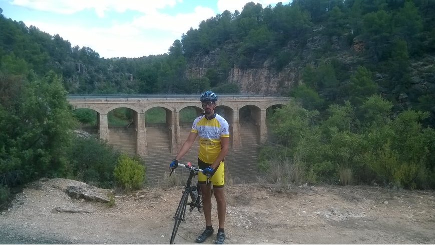 Foto 4 de Embalse del Batanejo