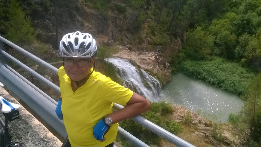 Foto 1 de Cruzando la presa