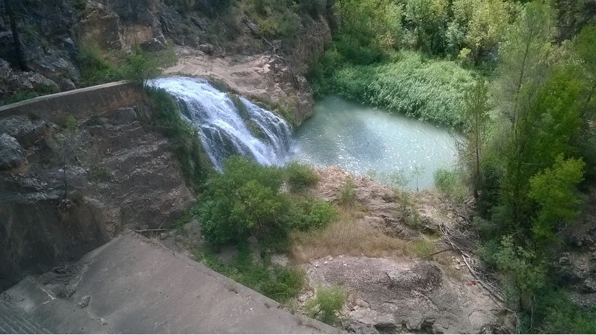 Foto 2 de Cruzando la presa