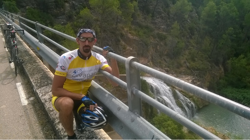 Foto 4 de Cruzando la presa